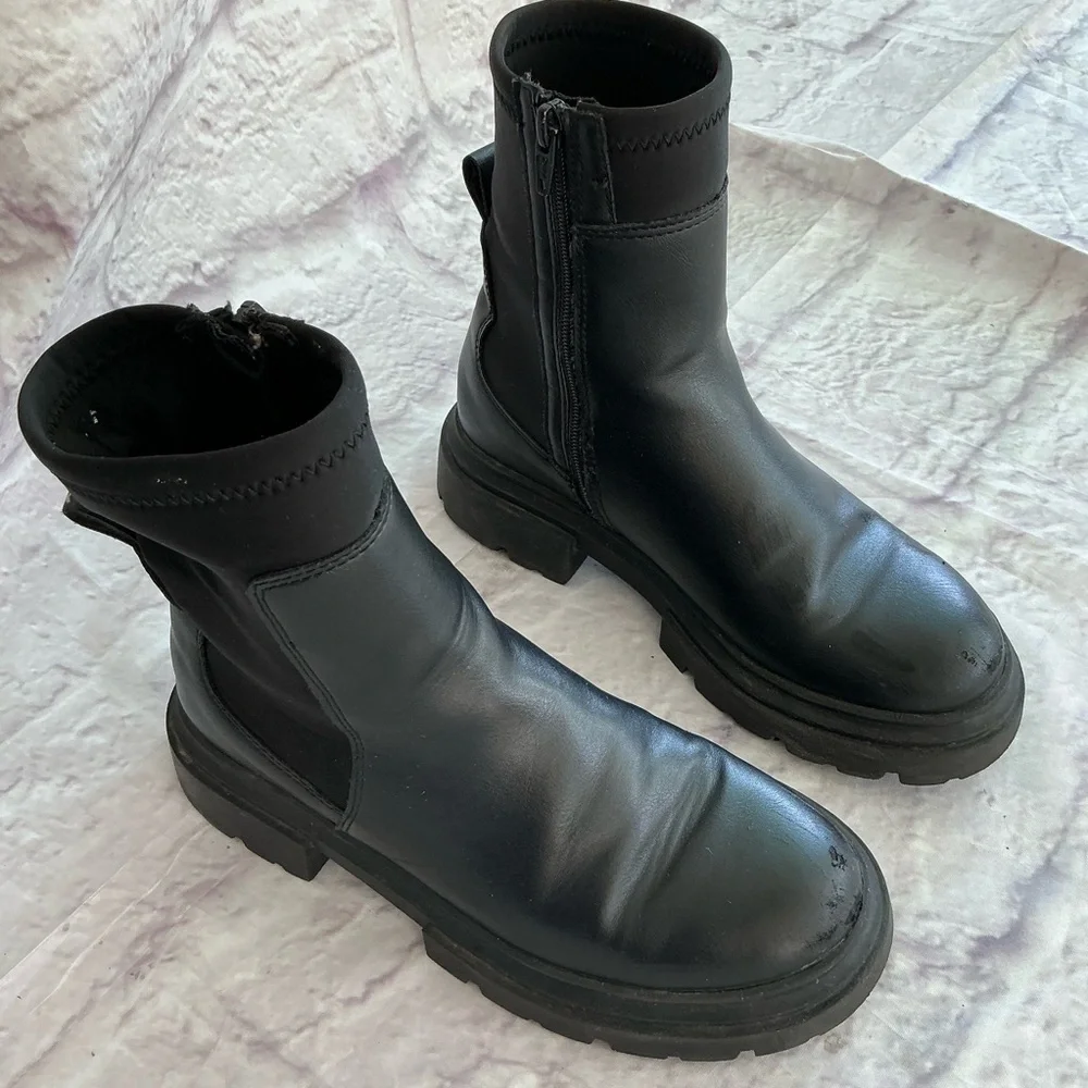 Zara Black Chunky Leather Boots Big Kids Size 32